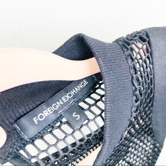 FOREIGN EXCHANGE‎ Black Fishnet Crop Top Size Small - Picture 5 of 5